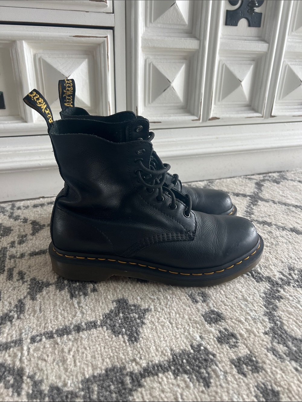 Dr. Martens 1460 Pascal Leather Boot
